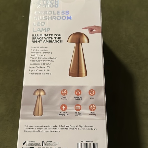 NEW Lax Gadgets Modern Gold Mushroom LED Table Lamp - Picture 6 of 6